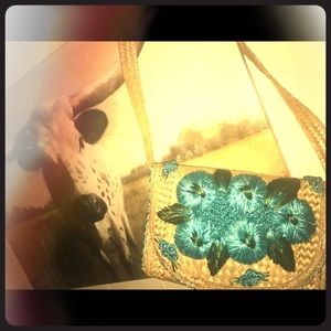 Vintage floral wicker shoulder handbag